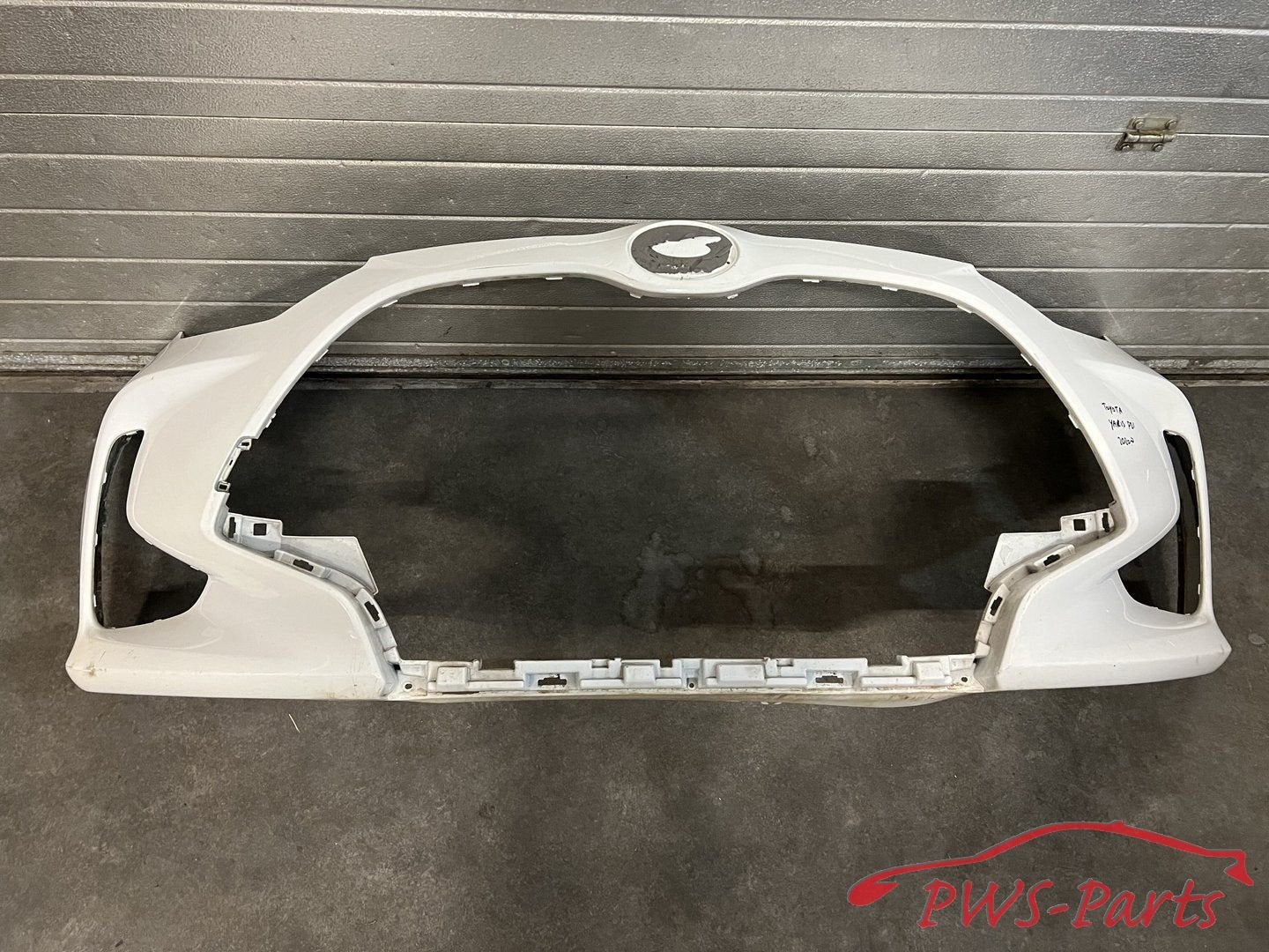 TOYOTA YARIS IV 4 P21 VANAF 2020 VOORBUMPER ORIGINEEL, Auto-onderdelen, Carrosserie en Plaatwerk, Gebruikt, -, Voor, -