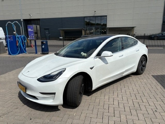 Tesla Model 3  Dual Motor  , private lease (WLTP 560 km), Auto's, Tesla, Automaat, 1831 kg, Euro 6, Adaptive Cruise Control