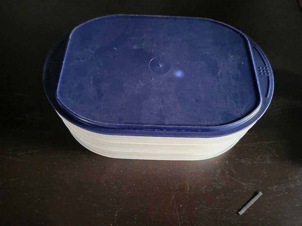 Tupperware vleeswaren bak /kaas bak, Gebruikt, Bewaardoos, Blauw, Ophalen of Verzenden