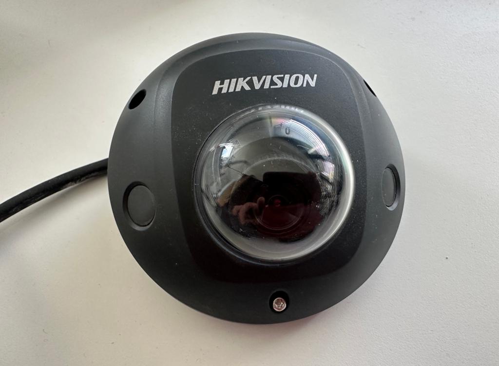 Hikvision cameradome 4MP nachtzicht DS-2CD2545FWD-IS black, Ophalen of Verzenden, Nieuw, Buitencamera