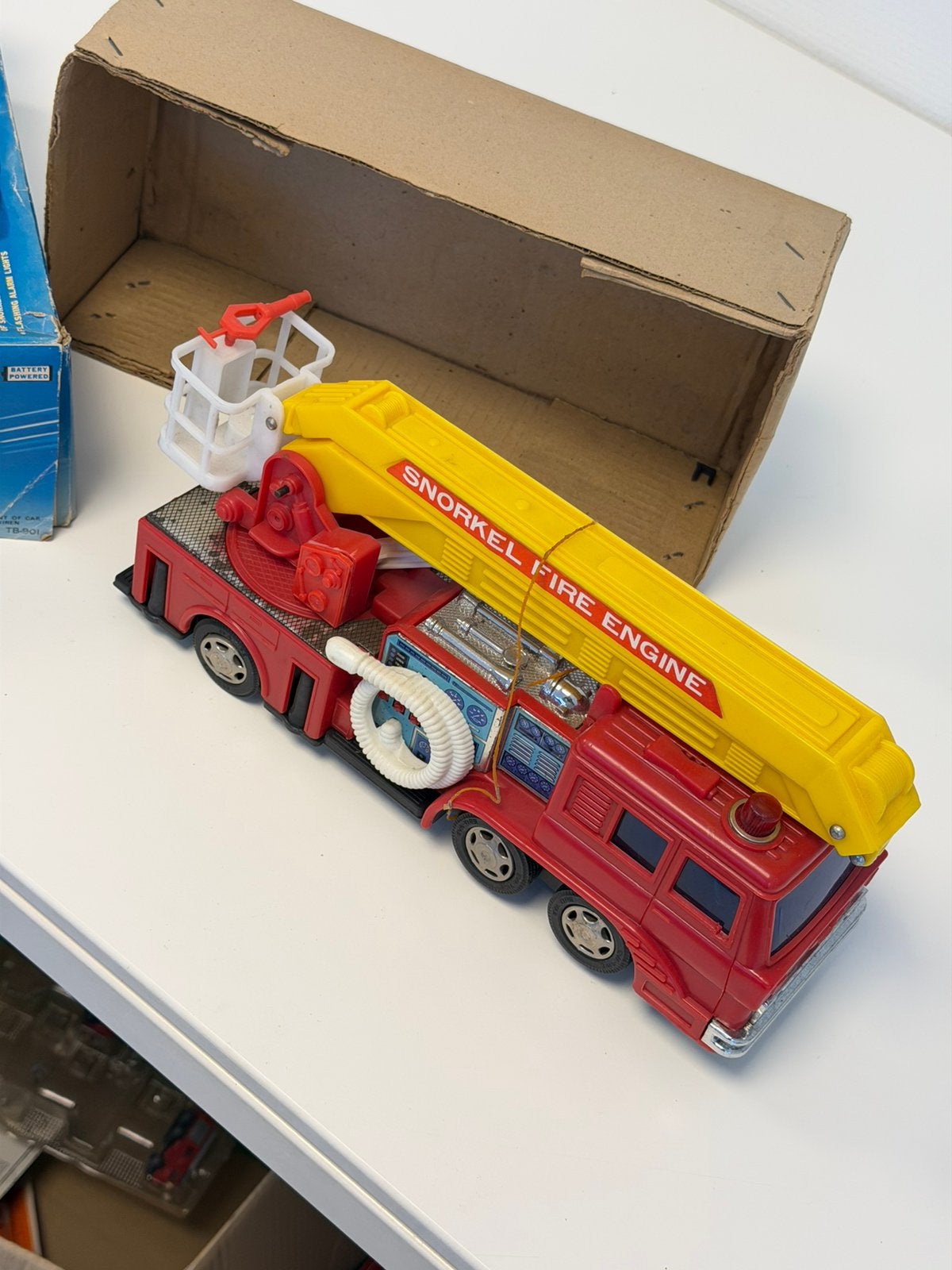 Rare Vintage Chi Hung Snorkel Fire Engine de brandweerauto, Verzamelen, P, P, P, Ophalen of Verzenden