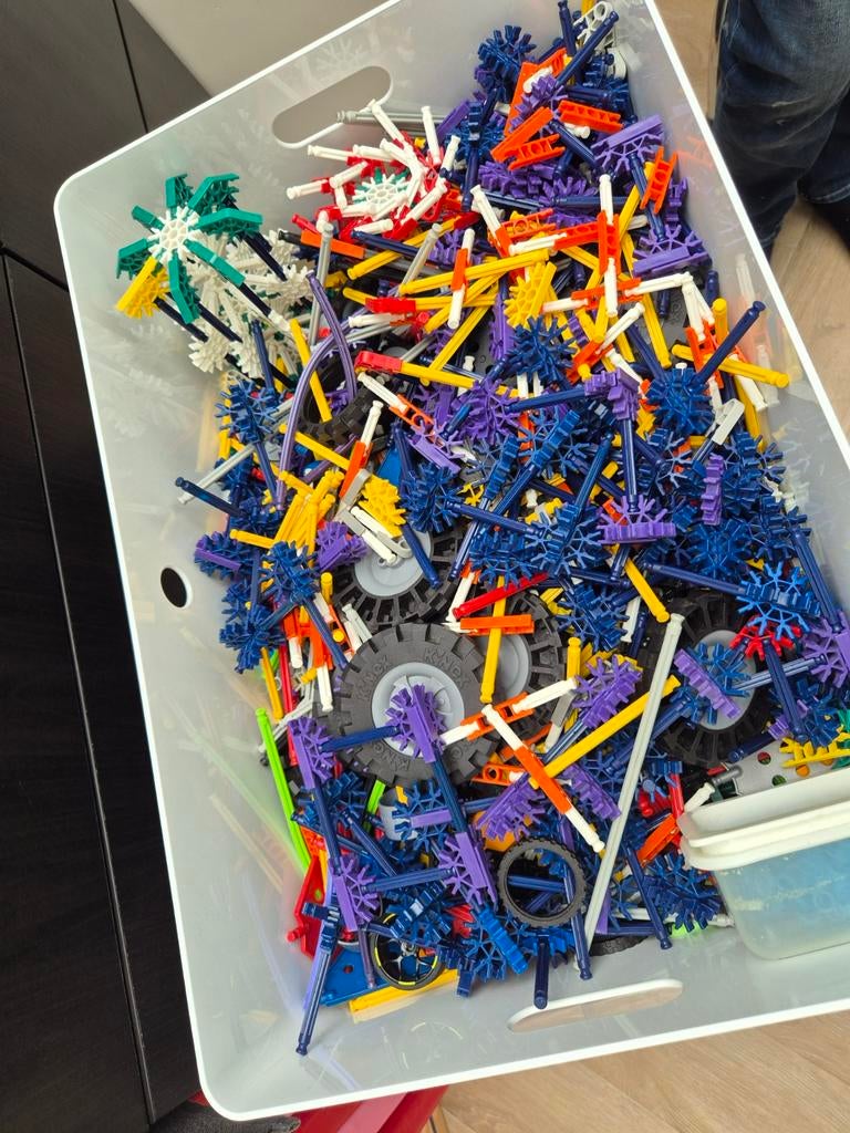 Bak met k'nex., Ophalen of Verzenden, Gebruikt, K'nex