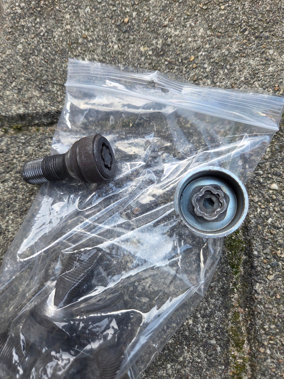 Slotbouten BMW F46 - Set van 4 met sleutel, Ophalen of Verzenden, Gebruikt, BMW