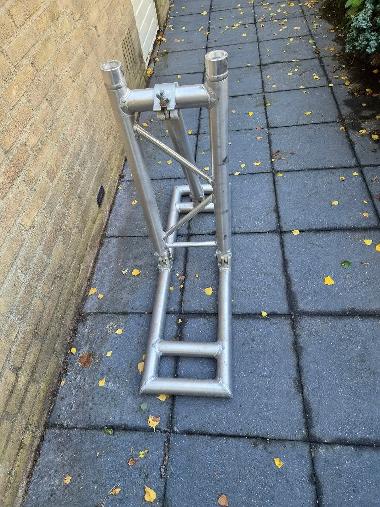 DJ bar, lampen en spaeker rail, Ophalen, Gebruikt