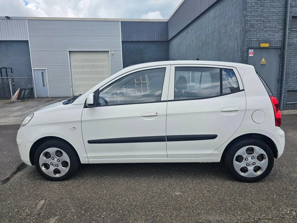 Kia Picanto 1.0 X-pect, Euro 5, Zwart, 4 cilinders, 400 kg