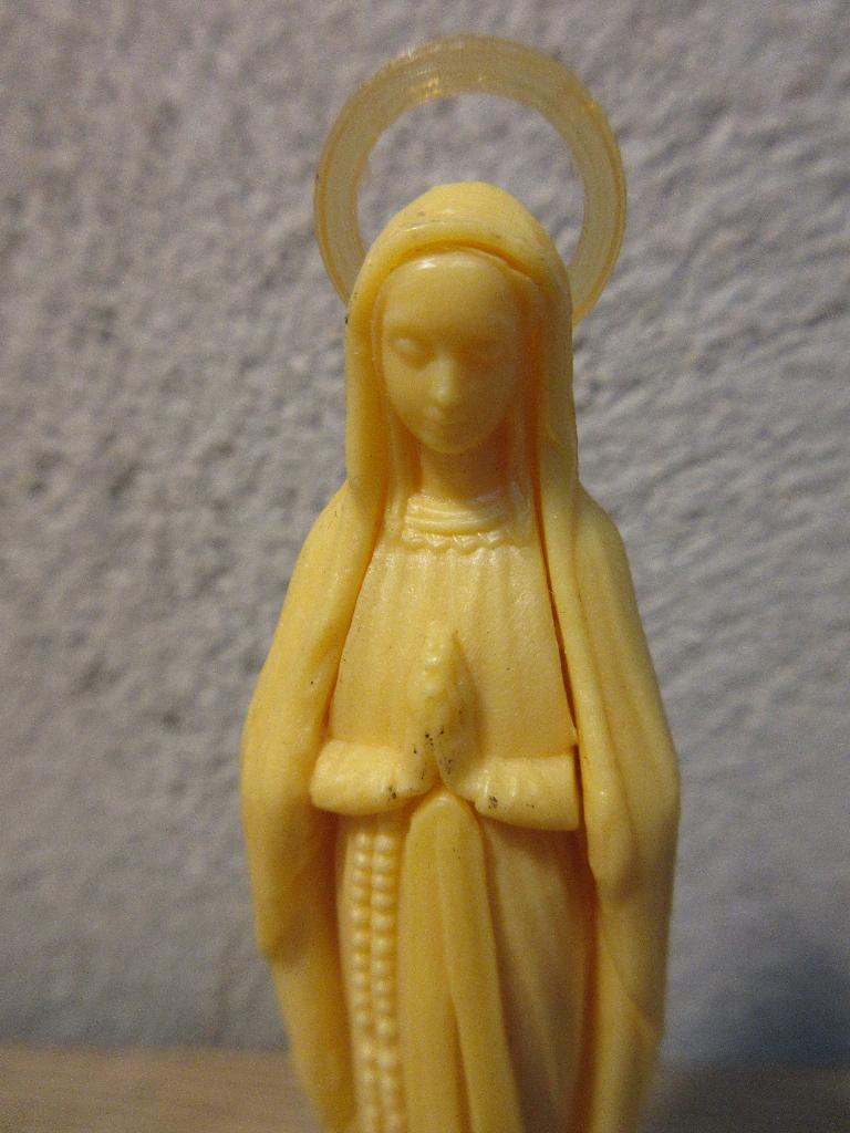 Vintage klein Maria beeldje Italy, Antiek en Kunst, Antiek | Religie, Ophalen of Verzenden