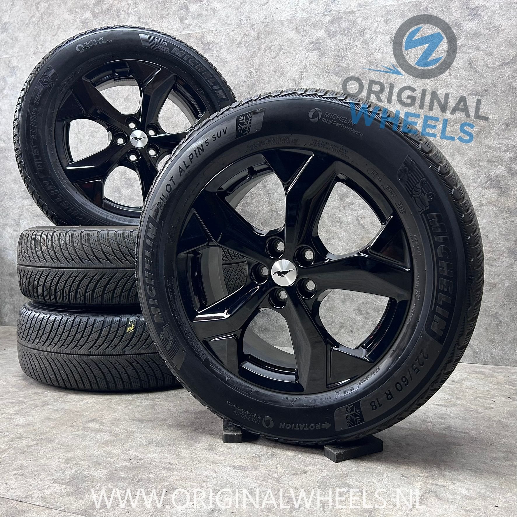 18 inch originele velgen + winterbanden Ford Kuga 3 Mustang