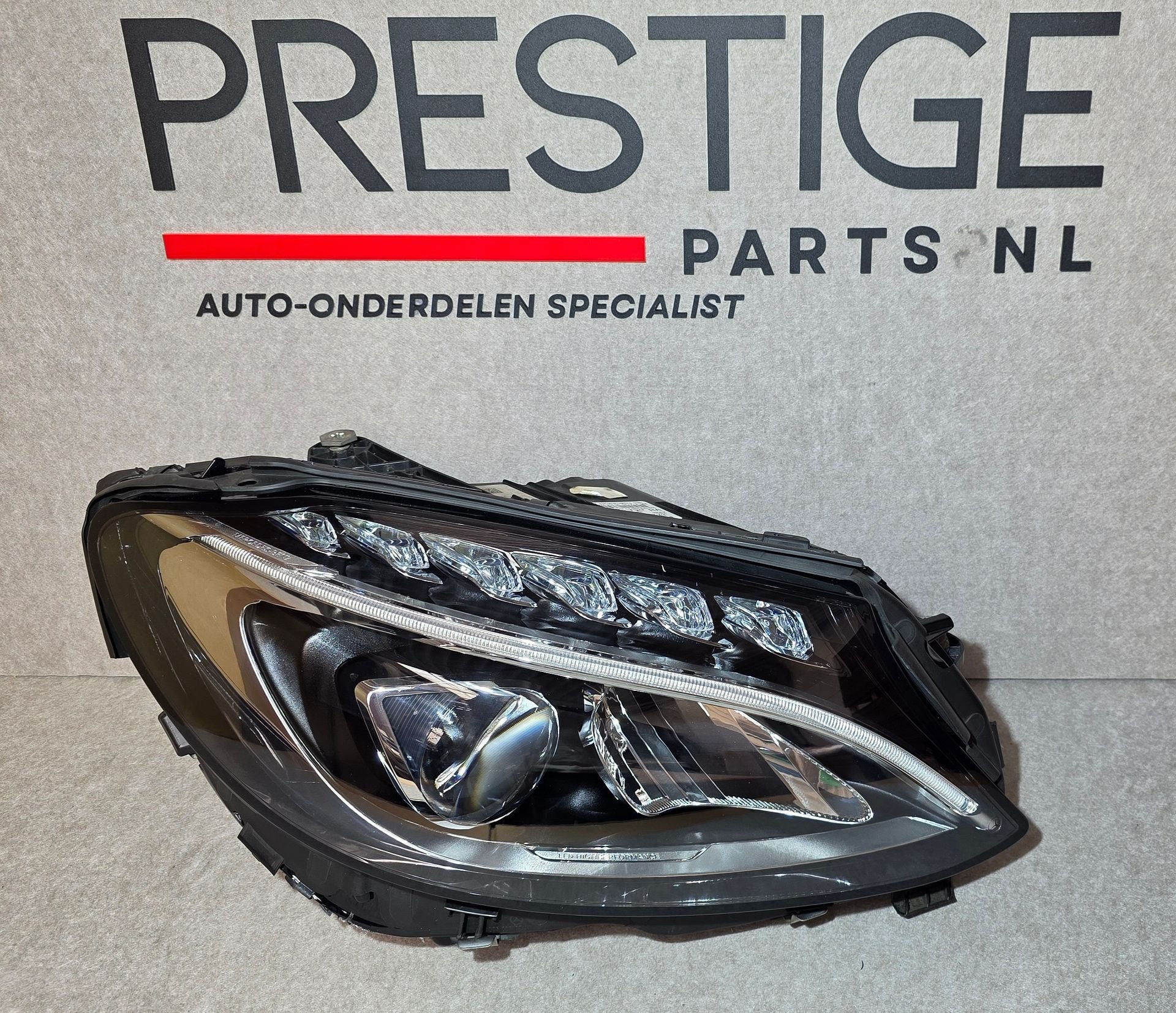 Koplamp Mercedes C Klasse W205 Voll LED Rechts A2058200661, Gebruikt, -, Ophalen of Verzenden, -