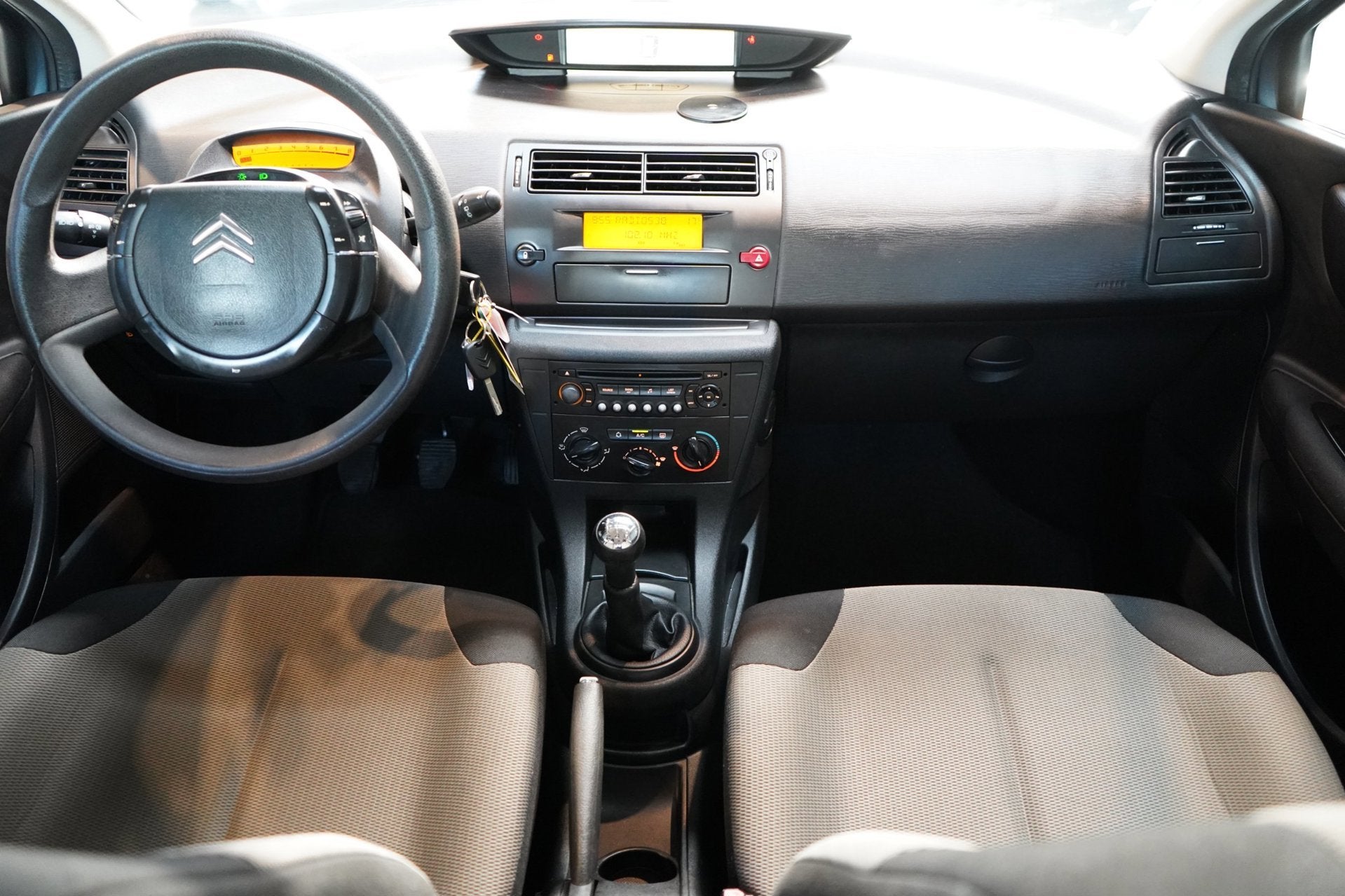 Citroen C4 1.4-16V Ligne Prestige | 1E EIGENAAR | CRUISE | A, Auto's, Voorwielaandrijving, Stof, Origineel Nederlands, Handgeschakeld
