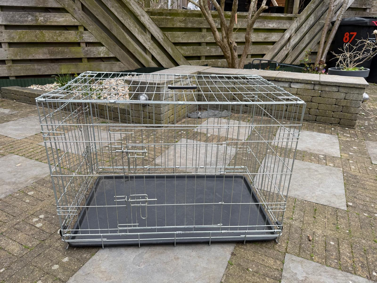 Dog Crate / Wire Bench – 93 cm – Strong & Foldable, Ophalen, Zo goed als nieuw, 75 tot 110 cm, 65 tot 100 cm