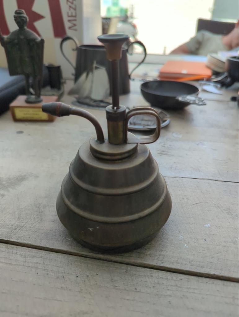 Vintage messing plantenspuit - Decoratief en functioneel, Antiek en Kunst, Ophalen of Verzenden