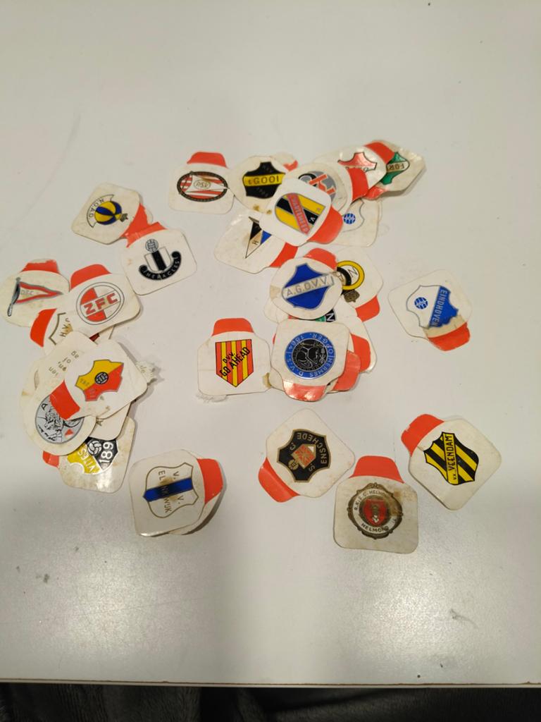 Voetbal Club emblemen van Samson, Hercules of Ascot shag, Verzamelen, Verzenden, Gebruikt, Gebruiksvoorwerp