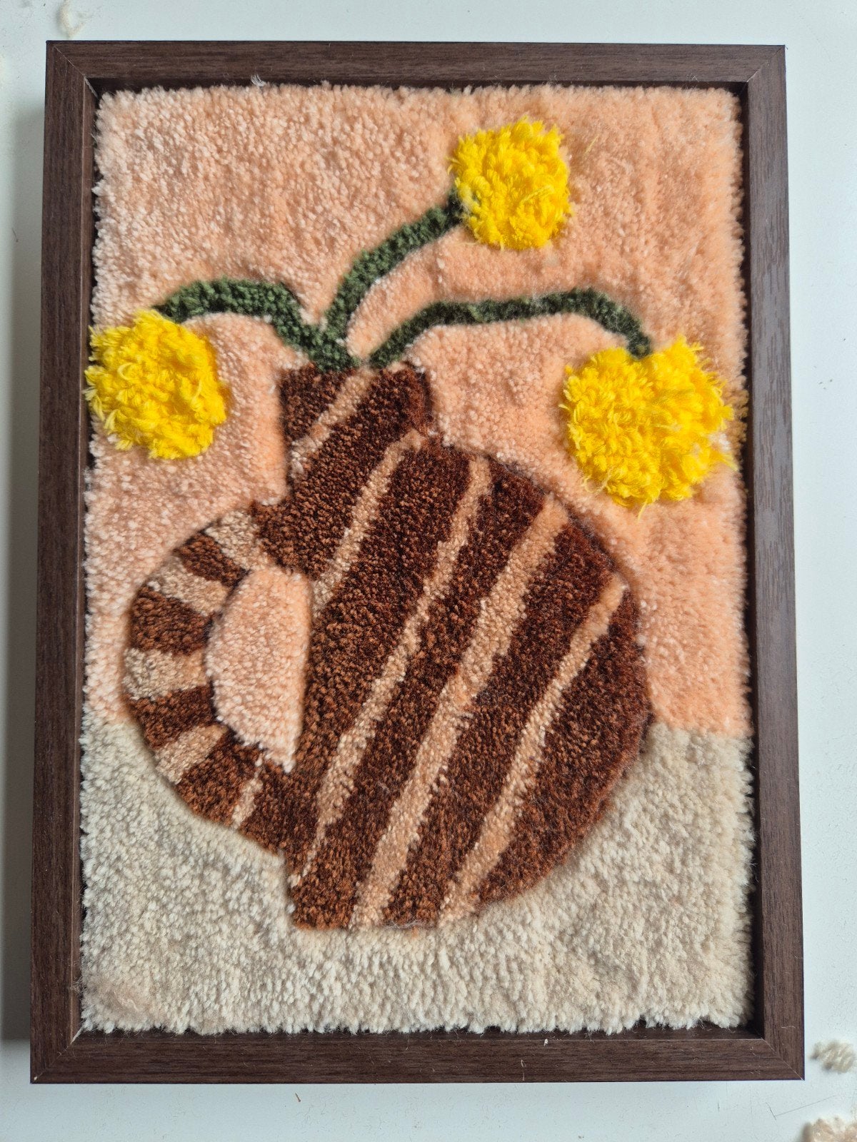 Handgemaakt Tuftwerk Wandtapijt - Vaas met Bloemen 21x30cm, Boho, Meerkleurig, Nieuw, Ophalen of Verzenden