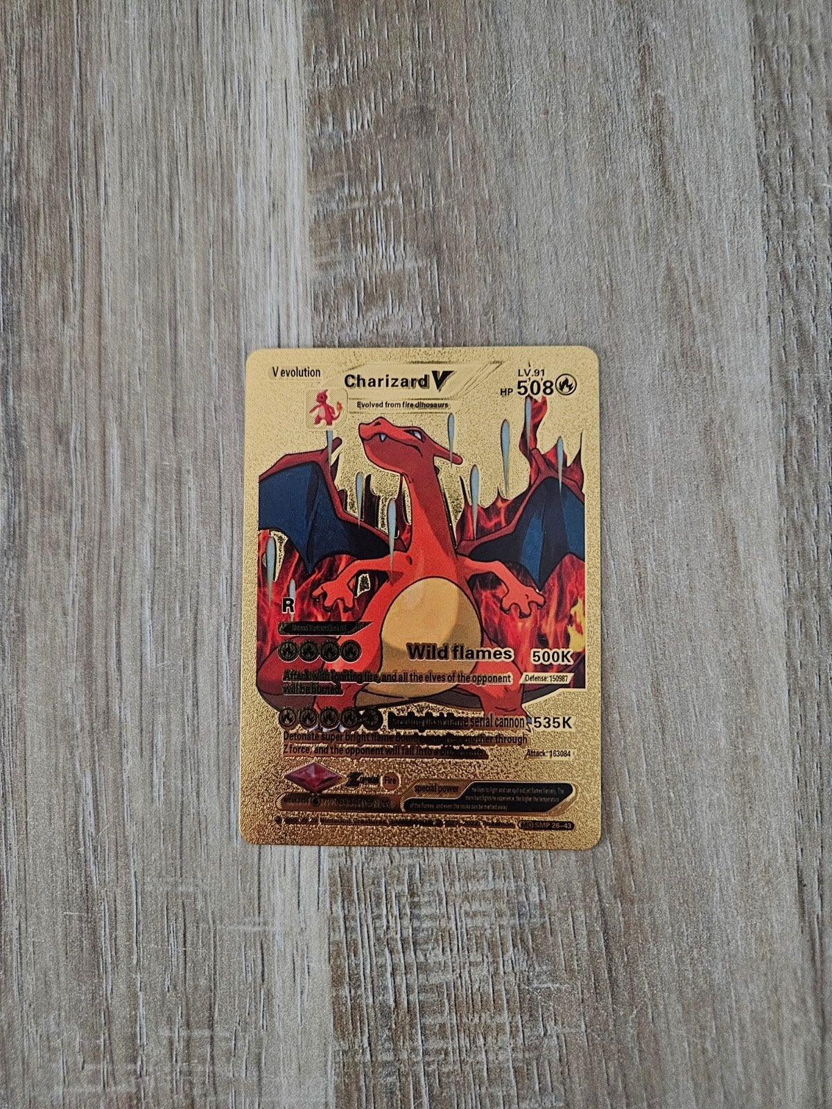 Charizard V gouden pokemon kaart, Ophalen of Verzenden, Zo goed als nieuw