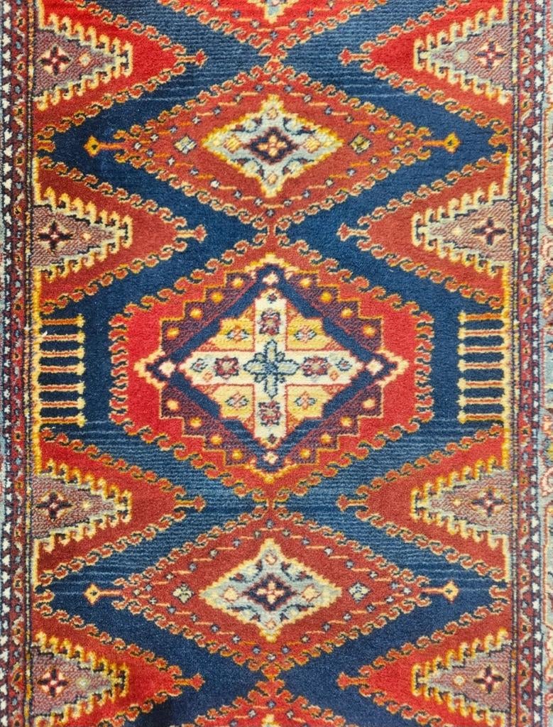Vintage oosters wol Wiss vloerkleed medallion 70x132cm, 100 tot 150 cm, Onbekend, Zo goed als nieuw, Crème
