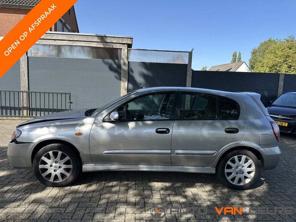 Nissan Almera 1.8 Tekna Airco, Elek.pak, lees tekst!, Stof, Gebruikt, Zwart, 4 cilinders