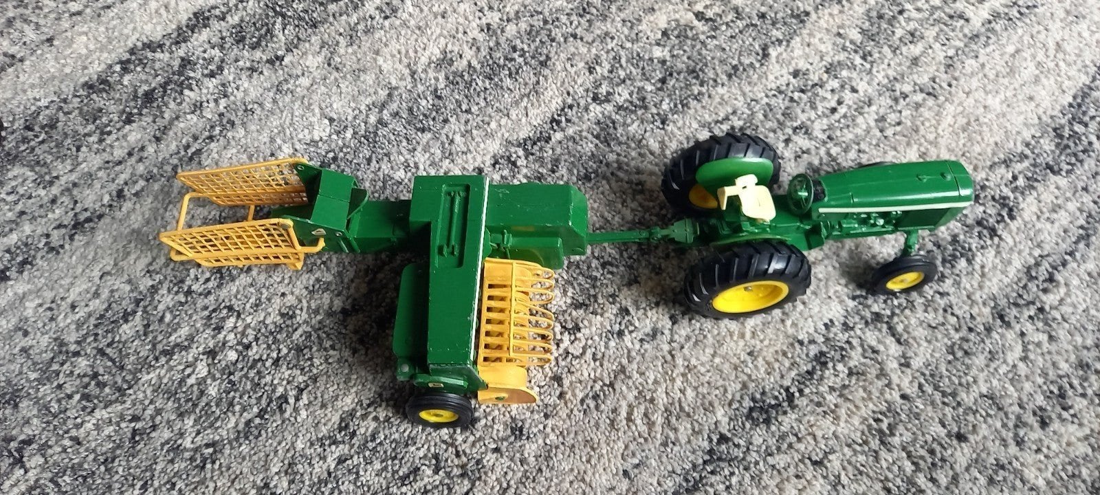 John Deere Tractor met Balenpers Speelgoed, Ophalen of Verzenden, Gebruikt, Tractor of Landbouw, Overige merken
