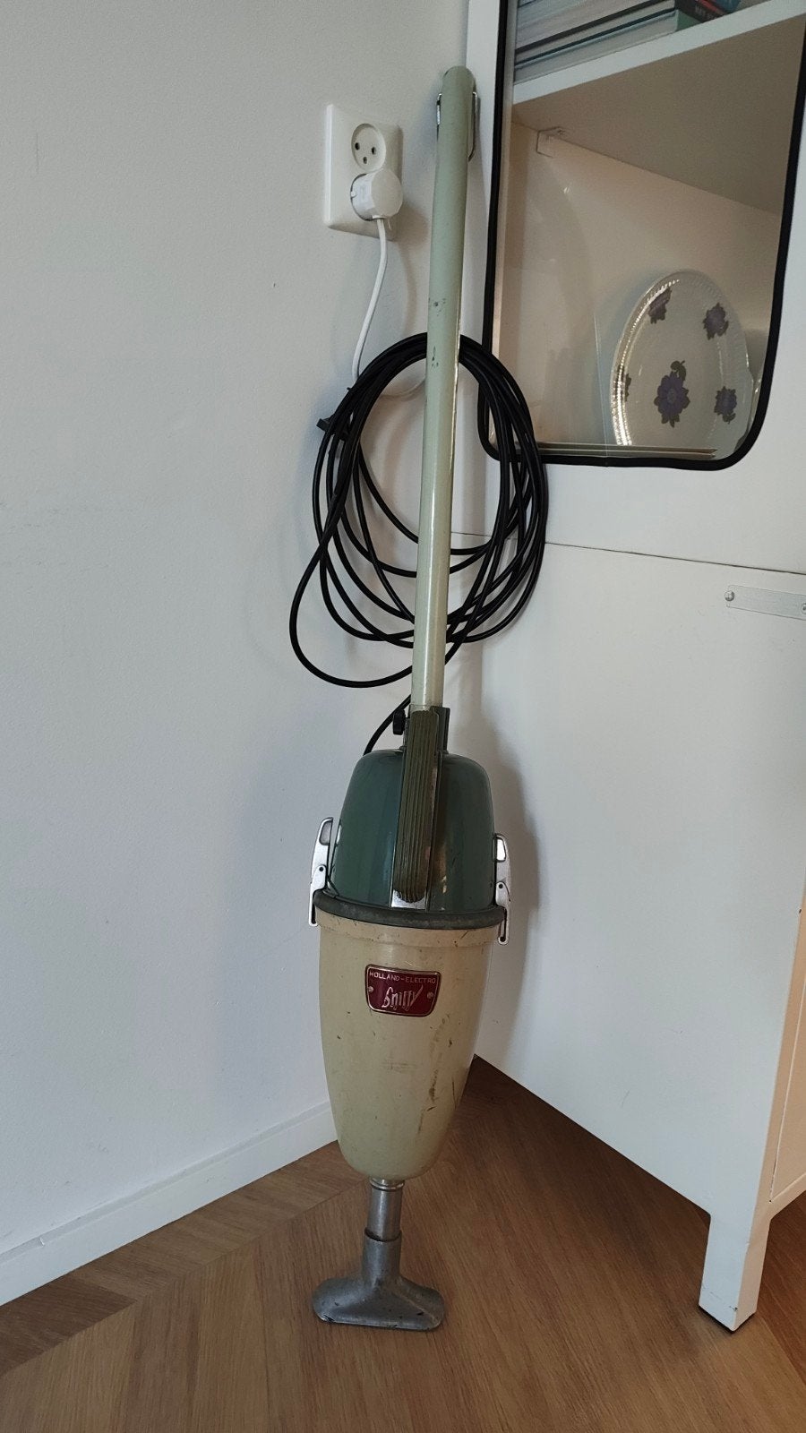 Vintage Holland-Electro Sniffy Stofzuiger - Werkend, Witgoed en Apparatuur, Stofzuigers, Gebruikt, Steelstofzuiger, Overige merken