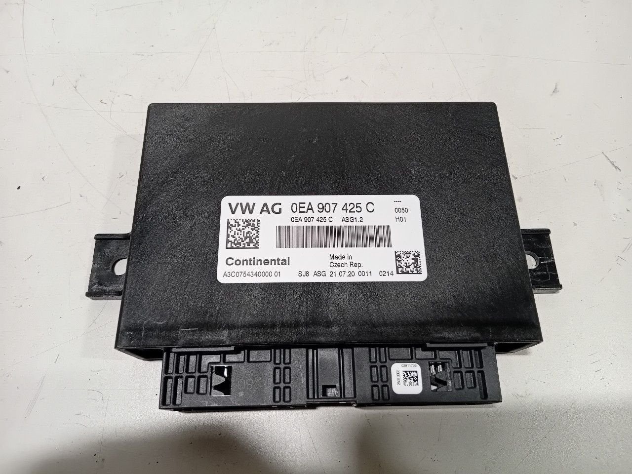 Computer motormanagement Volkswagen ID.3, Onderdelen@venauto.nl, Van der Ven Autorecycling B.V., Gebruikt, Ettenseweg 76, 4706 PB Roosendaal, The Netherlands