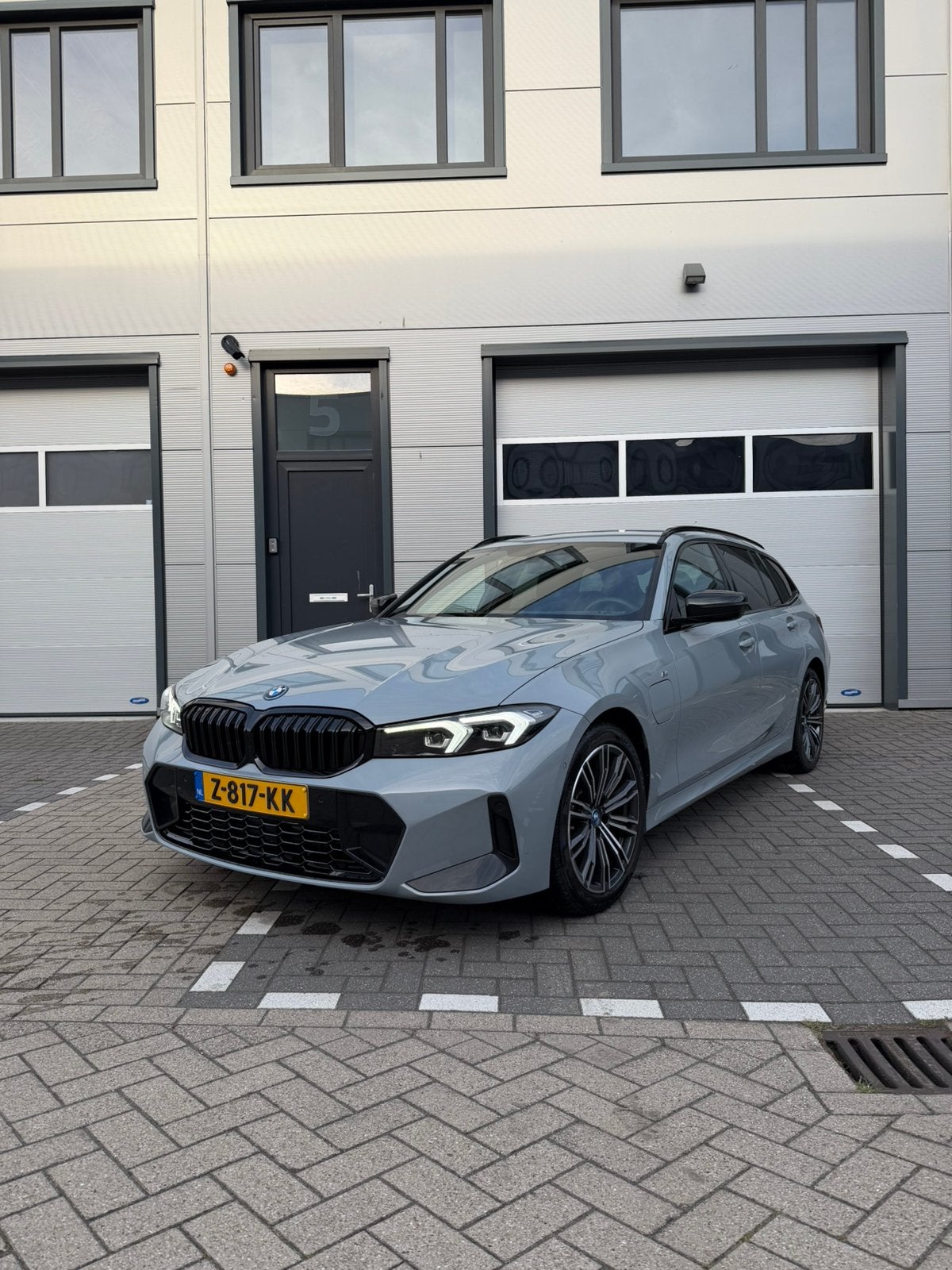 BMW 3-Serie BTW 320e 2024, Automaat, 1998 cc, 163 pk, Stationwagon