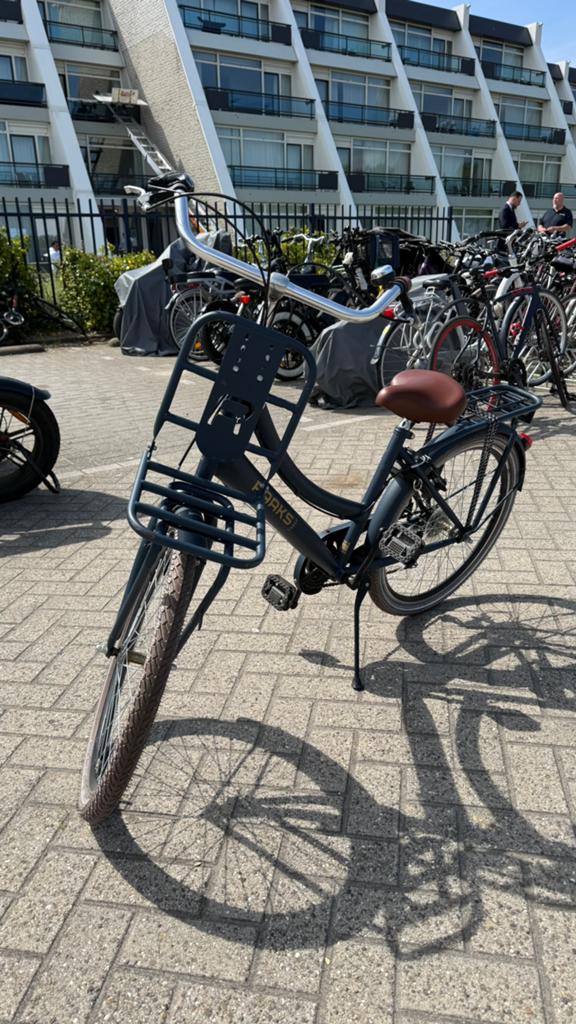 RAAKS Stadsfiets 24 inch – Zo goed als nieuw, Ophalen of Verzenden, Zo goed als nieuw