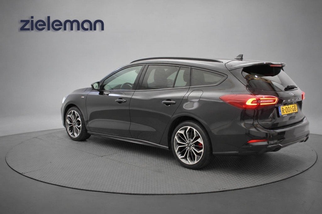 Ford FOCUS  Wagon 1.0 EcoBoost Hybrid ST-Line Vignale Automa, Auto's, Gebruikt, Zwart, 155 pk, 3 cilinders