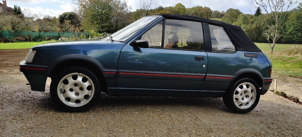 PEUGEOT 205 CTI 1.9, Voorwielaandrijving, 4 cilinders, Cabriolet, Leder en Stof