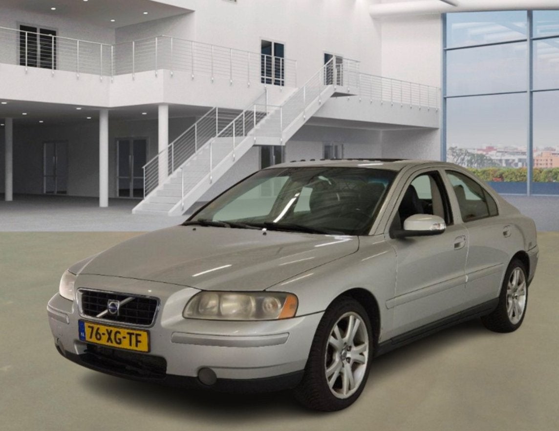 Volvo S60 2.4 D5 185pk 2007 Grijs Schuifdak/LEER /stoelverw, Voorwielaandrijving, 15 km/l, Zwart, S60