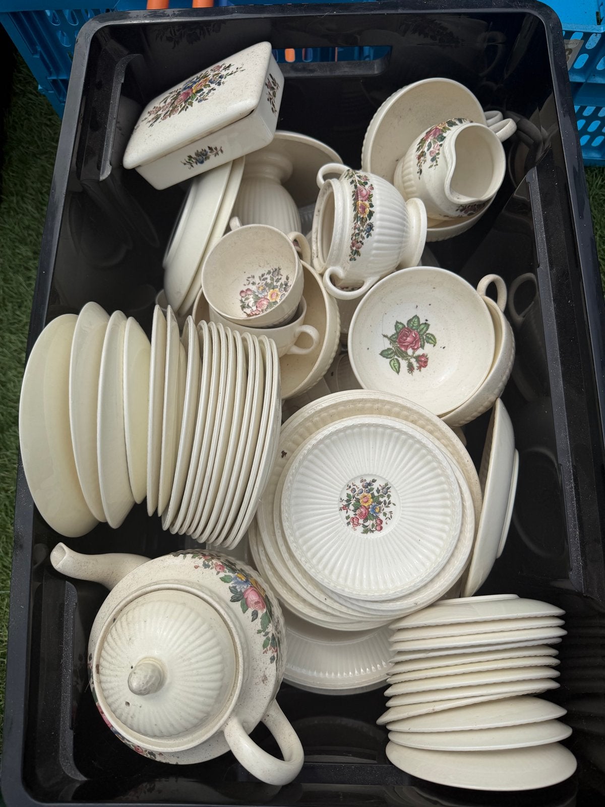Wedgwood servies set - vies maar in goede staat, Antiek en Kunst, Antiek | Servies compleet, Ophalen