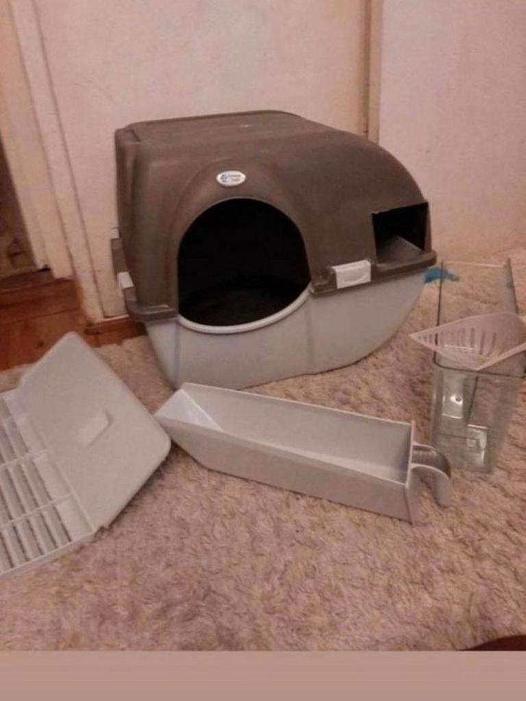 Te koop, Paw merk poes kooi/Bak/WC/Toilet., Ophalen, Zo goed als nieuw