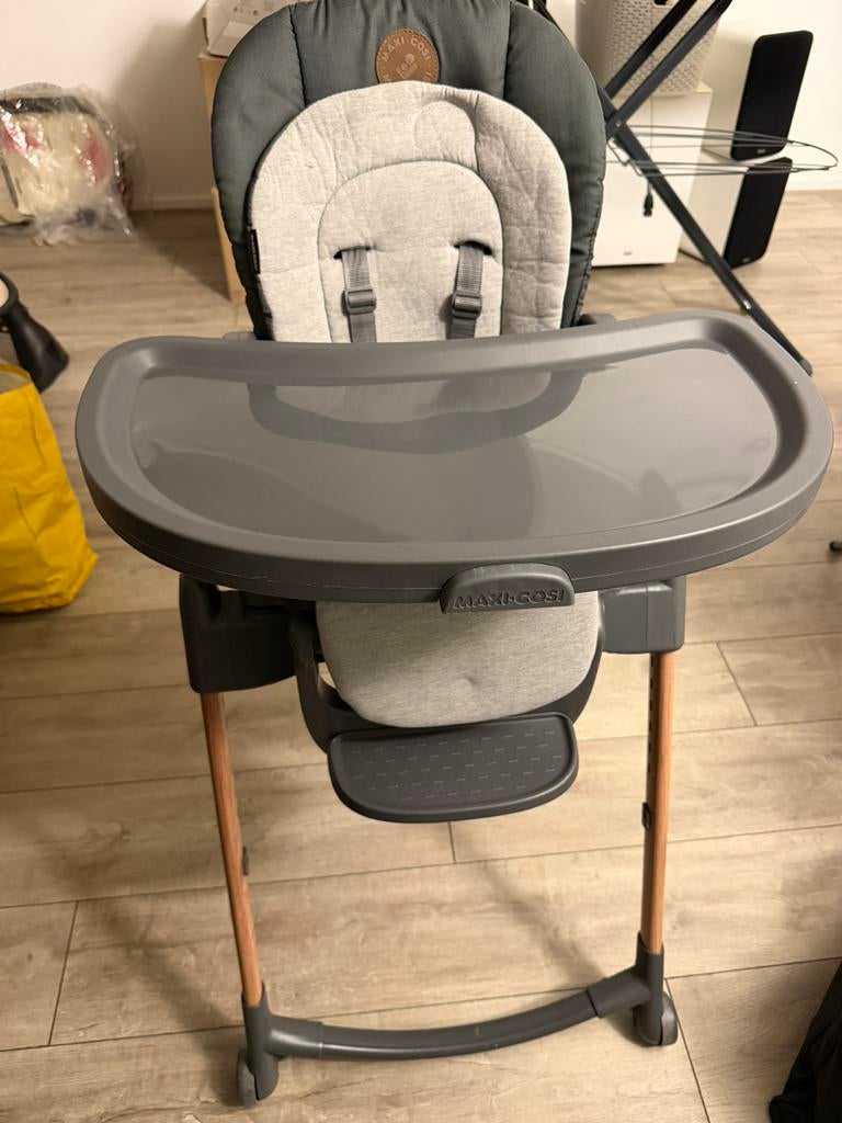 Maxi-Cosi Mila eetstoel / kinderstoel  – nette staat, Ophalen of Verzenden, Zo goed als nieuw, Meegroeistoel
