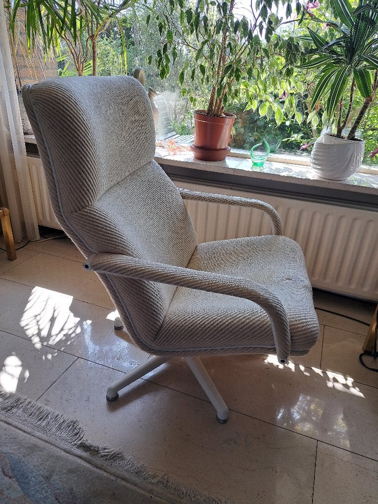 Artifort F154, Ophalen, Gebruikt, Iconisch jaren '70 ontwerp, Minder dan 75 cm