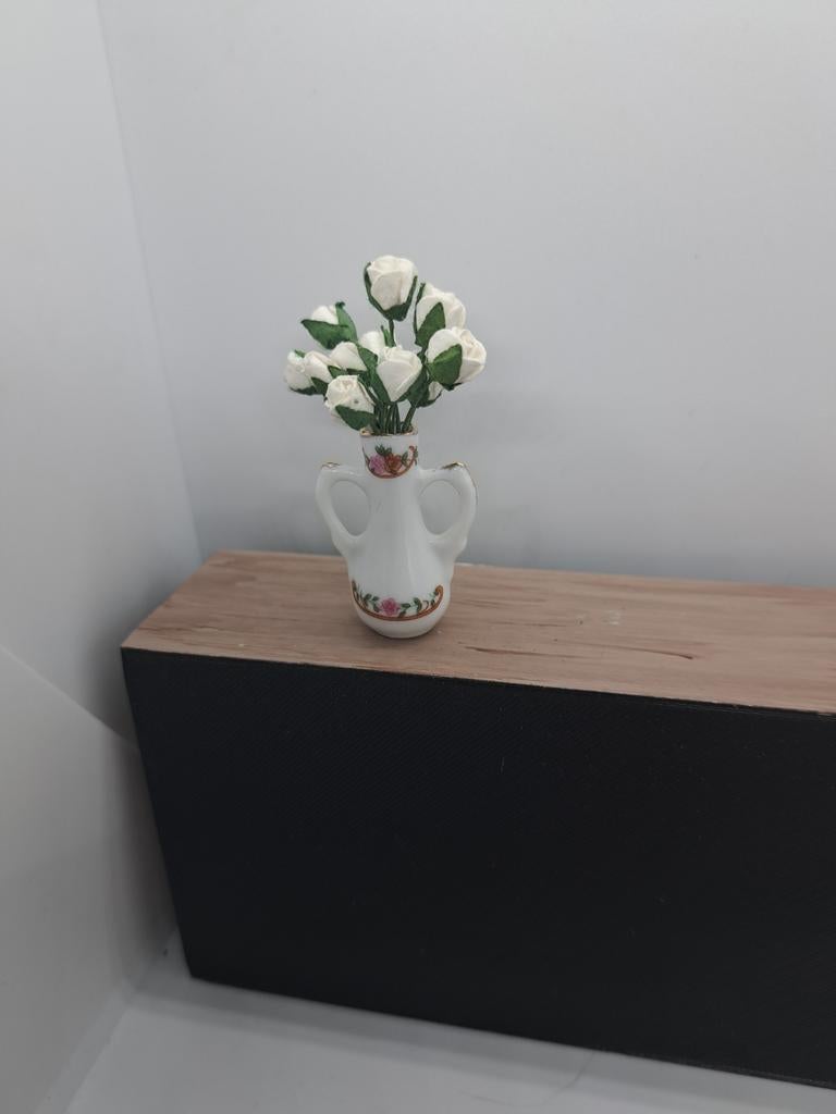 Mooie vaas met rozen 1:12, Ophalen of Verzenden, Nieuw, Poppenhuis