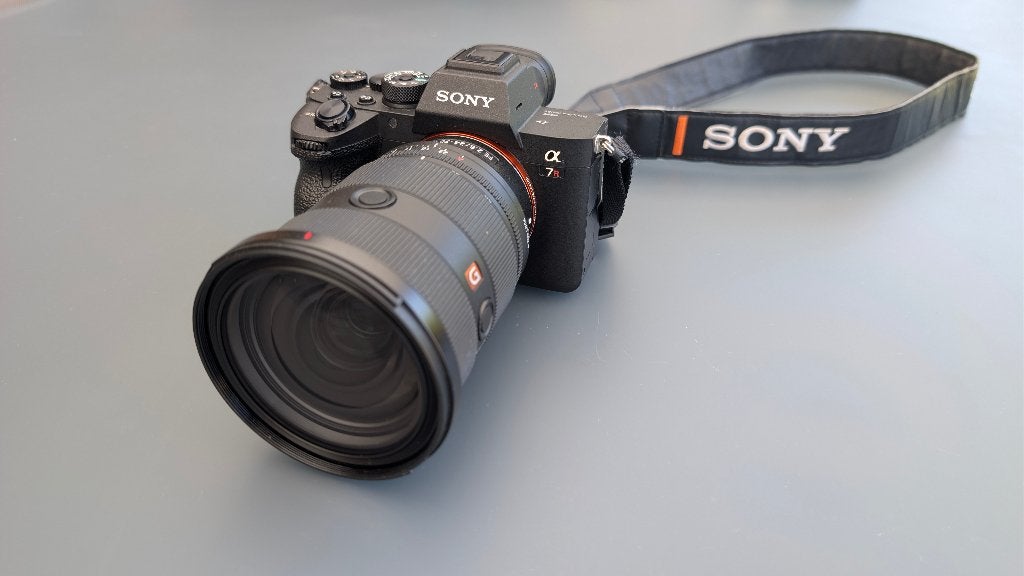 Sony A7R IV + 24-70 GMII + 85mm 1.8 + HVL F60RM, Ophalen of Verzenden, 4 t/m 7 keer, Sony, Systeemcamera