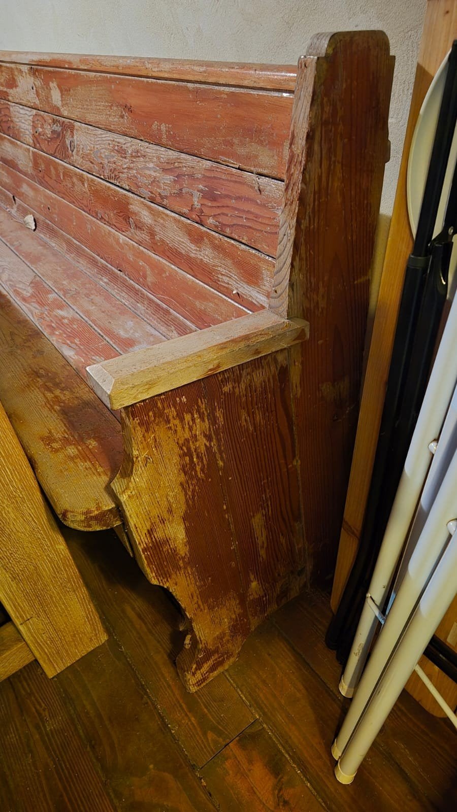 Oude houten kerkbank - Rustiek en karaktervol, Ophalen