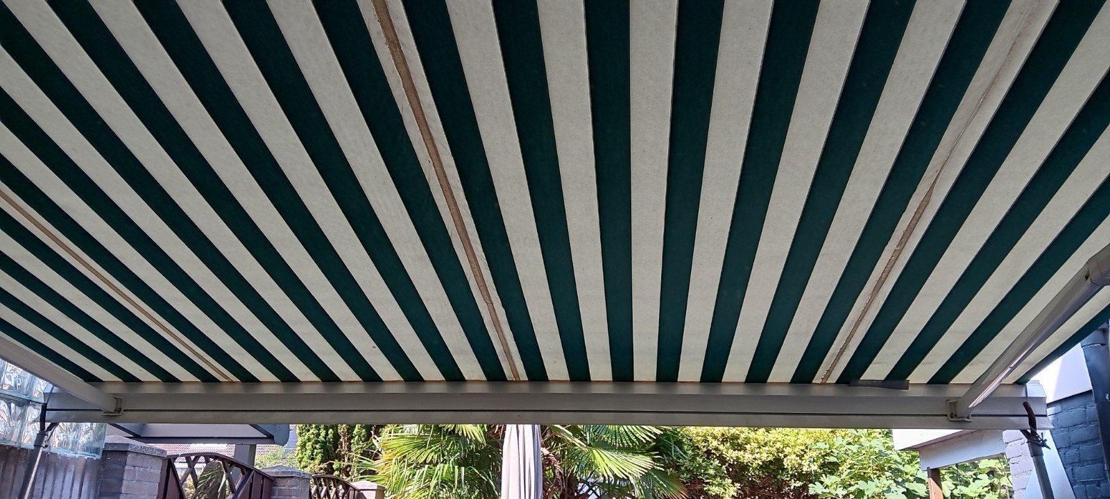 Electric bedienbaar zonneluifel   4 mtr breed 3 mtr uitval ., Tuin en Terras, Ophalen, Gebruikt, Elektrisch, 250 cm tot 450 cm