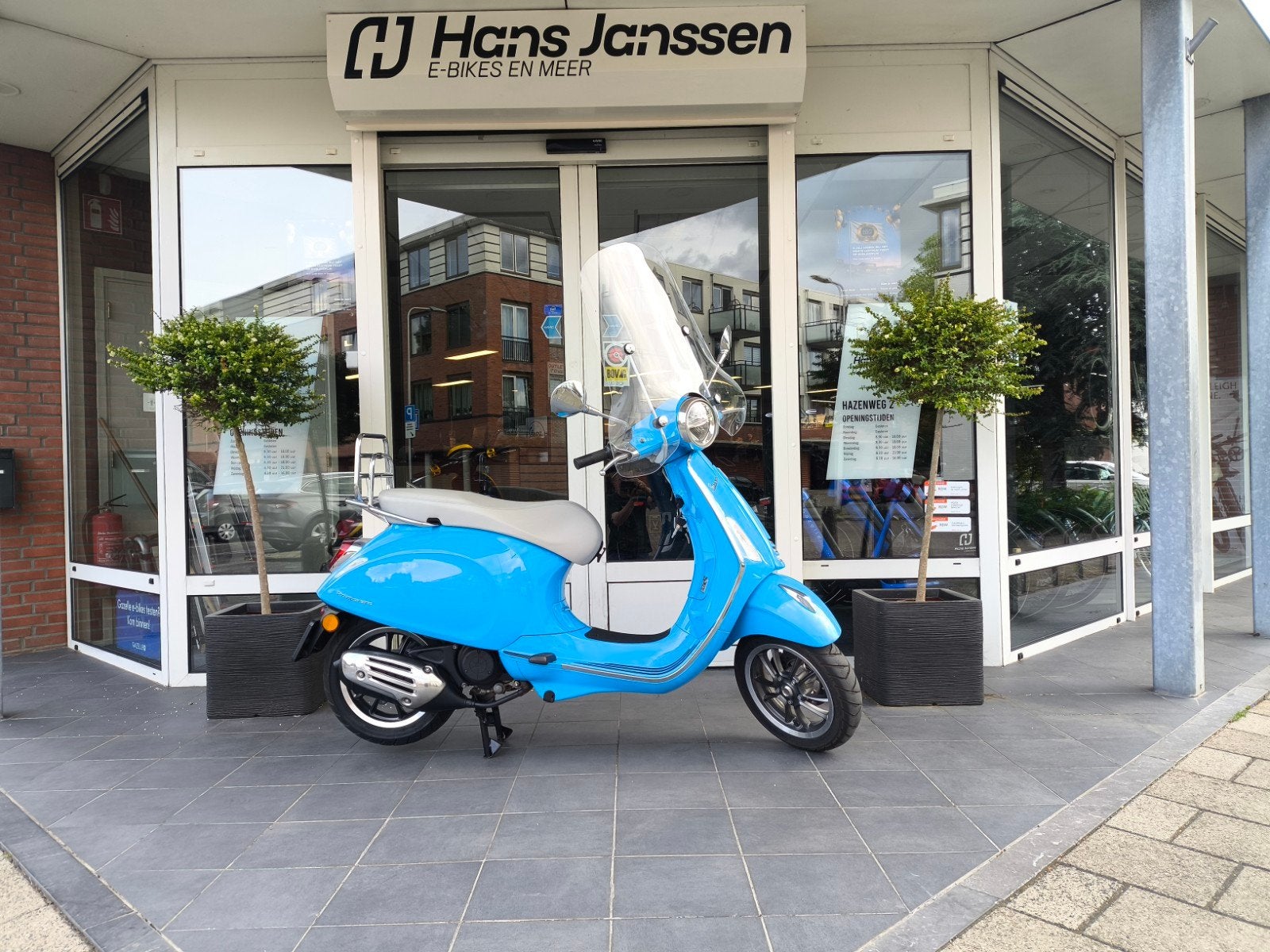 Vespa Primavera limited edition, Ophalen of Verzenden, Zo goed als nieuw, Benzine, Overige modellen