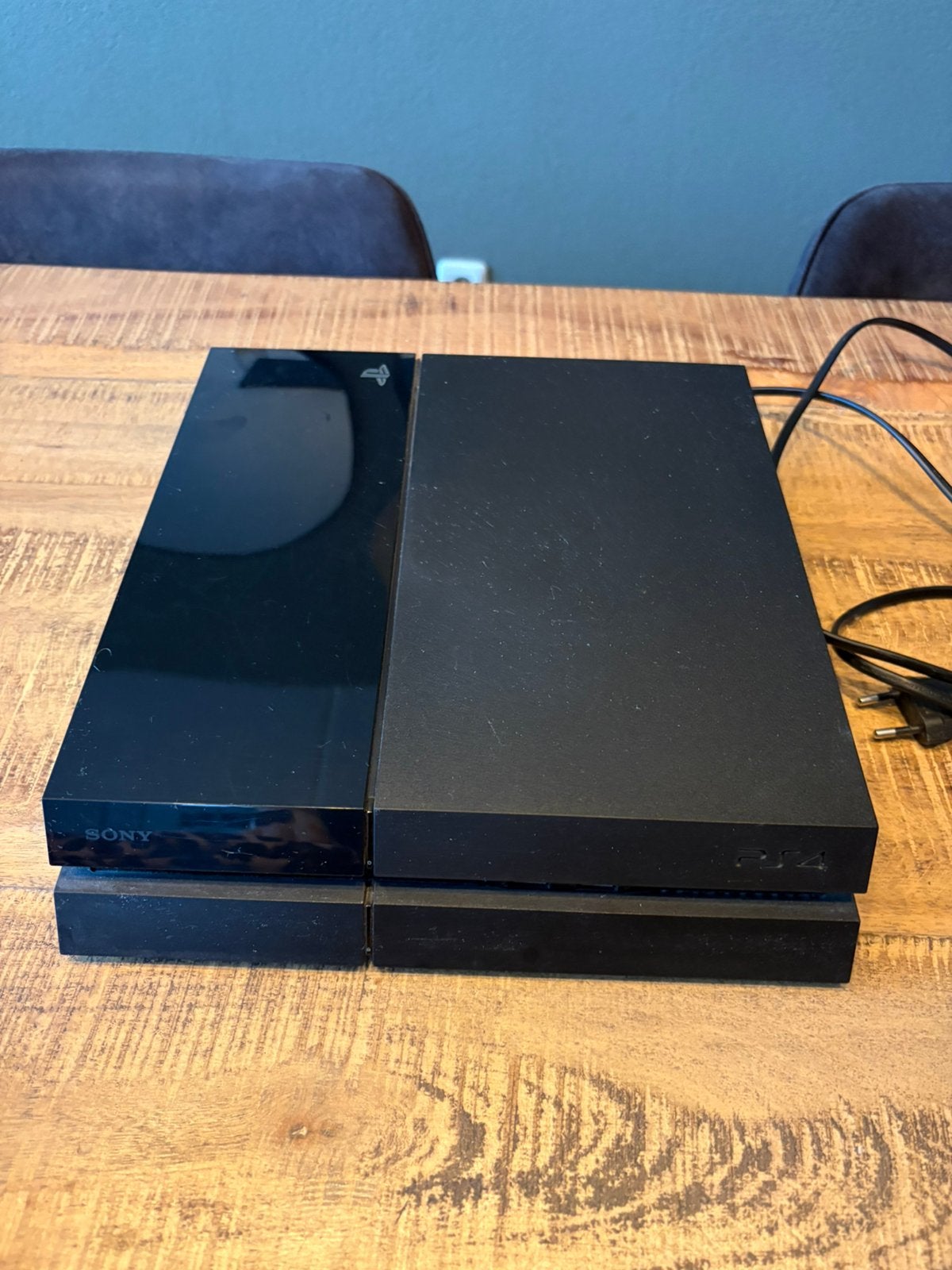 Playstation 4 inclusief controllers, Ophalen, Gebruikt, Met 2 controllers, Original
