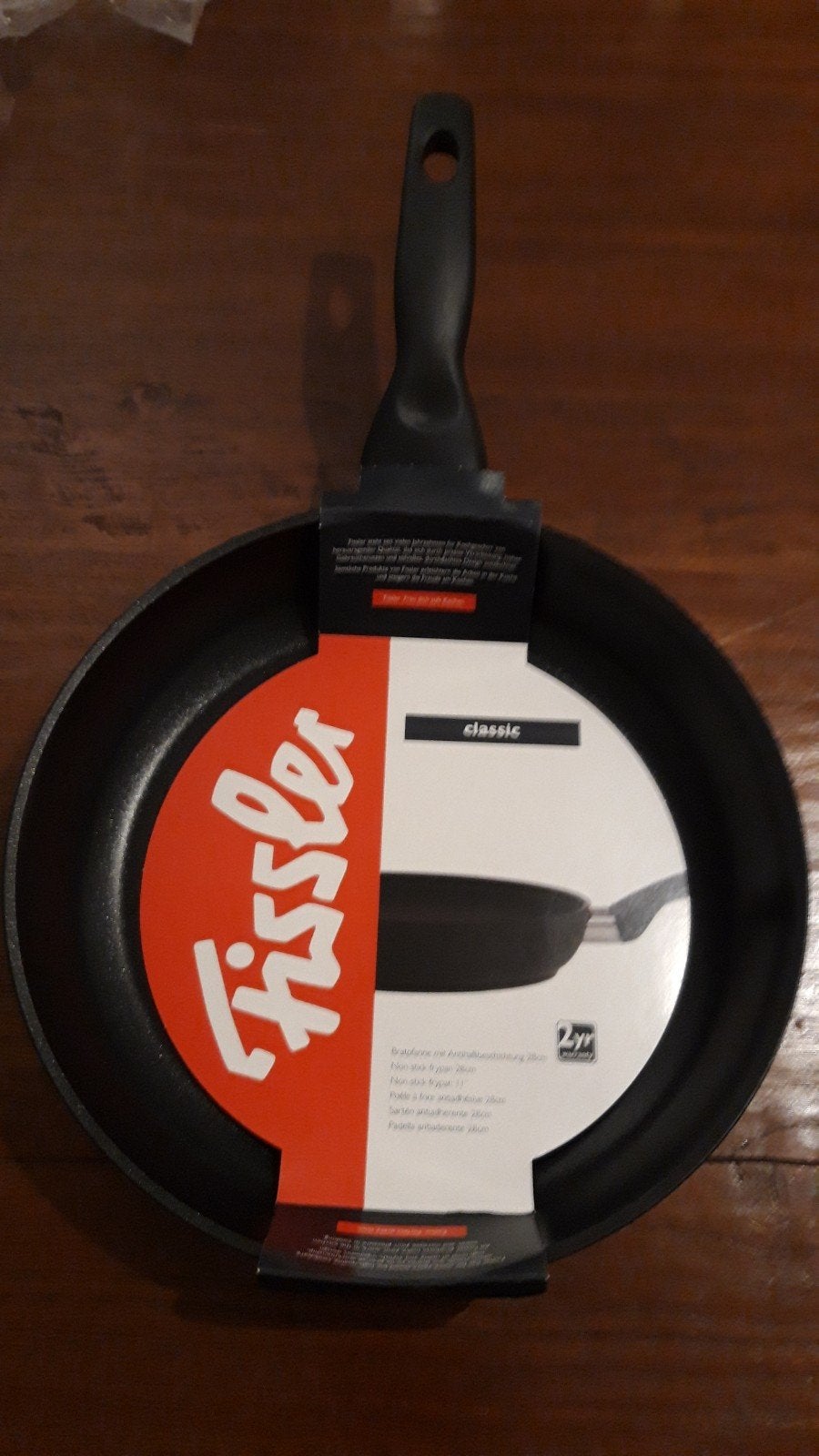 Drie nieuwe Fissler pannen, 1 x koekenpan, 2 x wokpan 28cm., Huis en Inrichting, Keuken | Potten en Pannen, Koekenpan, Antiaanbaklaag