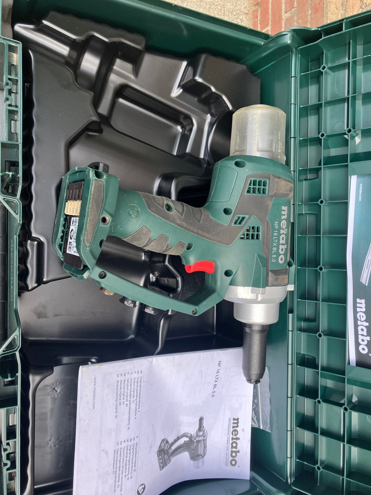 Metabo popnageltang, Ophalen, Zo goed als nieuw