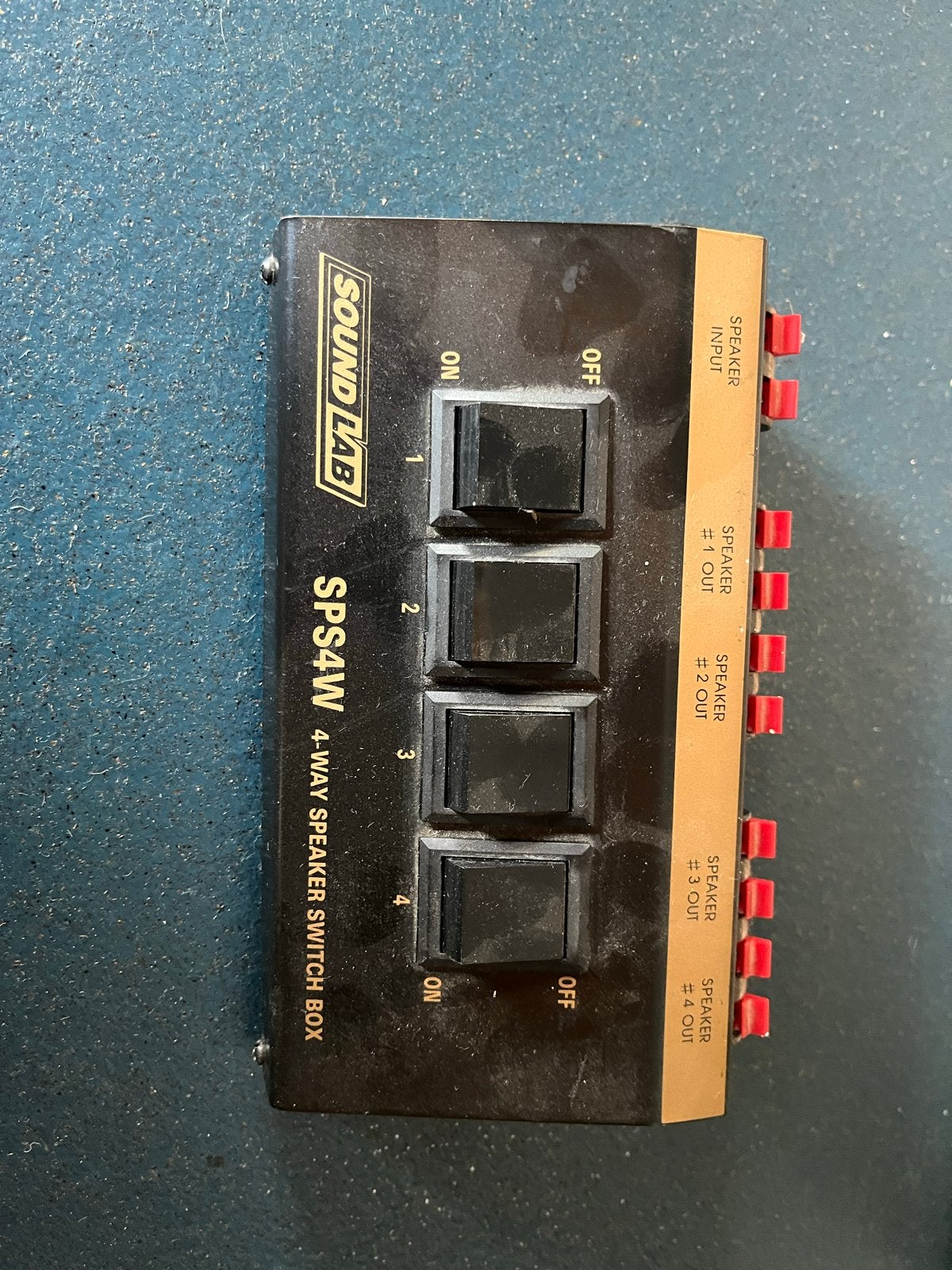 Sound Lab SPS4W 4-weg Speaker Switch Box, Audio, Tv en Foto, Ophalen of Verzenden, Gebruikt, Overige typen, Overige merken