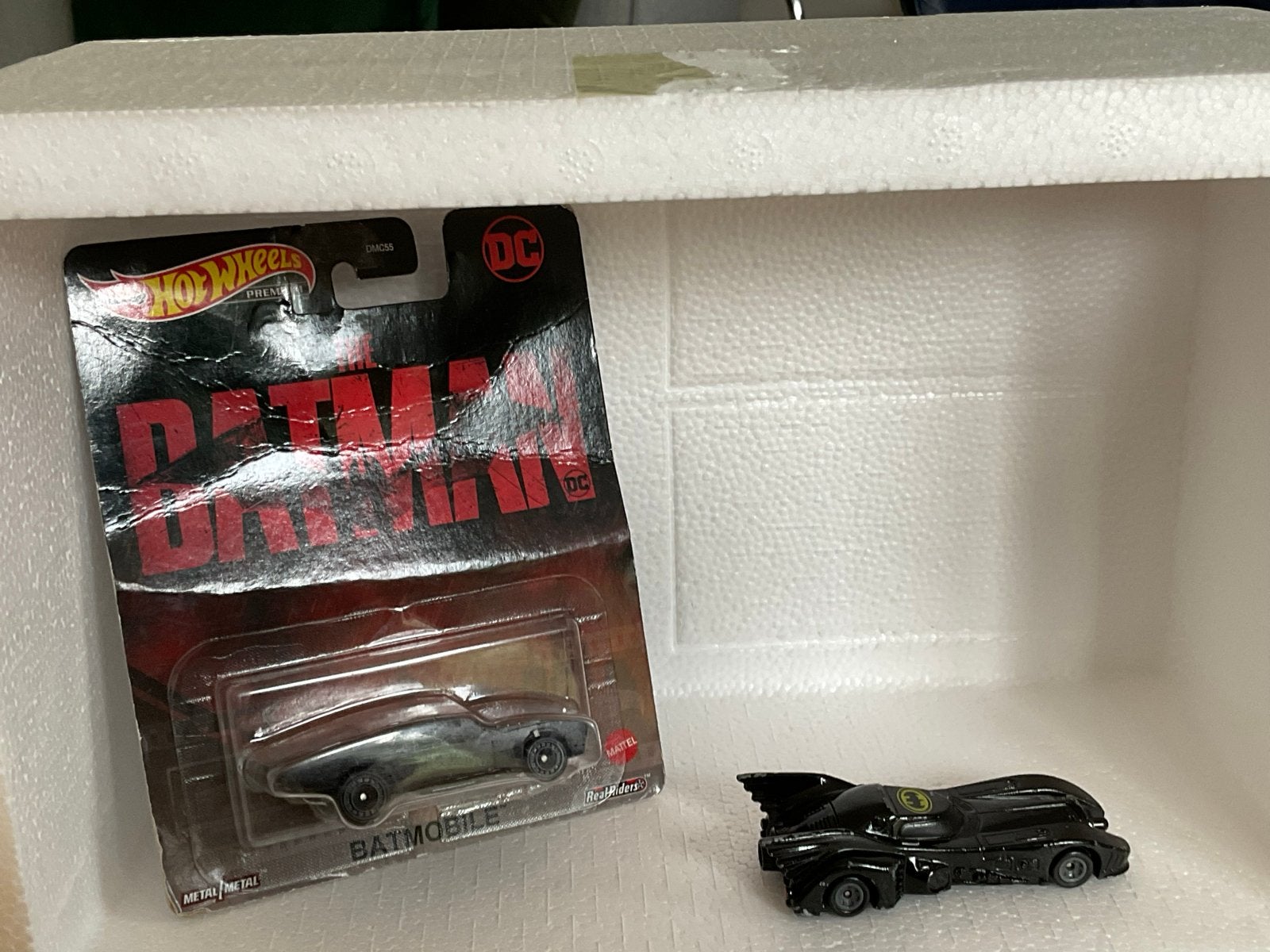 2 kleine Batman Batmobiles - Hot Wheels en ERTL, Ophalen of Verzenden, Gebruikt, Overige typen