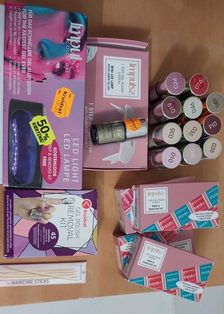 Impulss gelak, Ophalen, Nieuw, Handen en Nagels