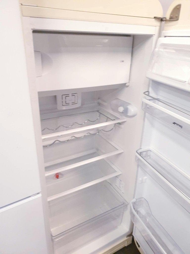 smeg koelvriescombinatie  A++ inc 6 mnd garantie, Witgoed en Apparatuur, Koelkasten en IJskasten, 200 liter of meer, 60 cm of meer