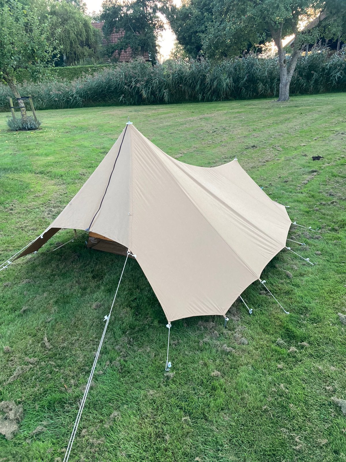 esvo trekkings tent lichtgewicht, Caravans en Kamperen, Tenten, Ophalen of Verzenden, Zo goed als nieuw, Tot en met 2