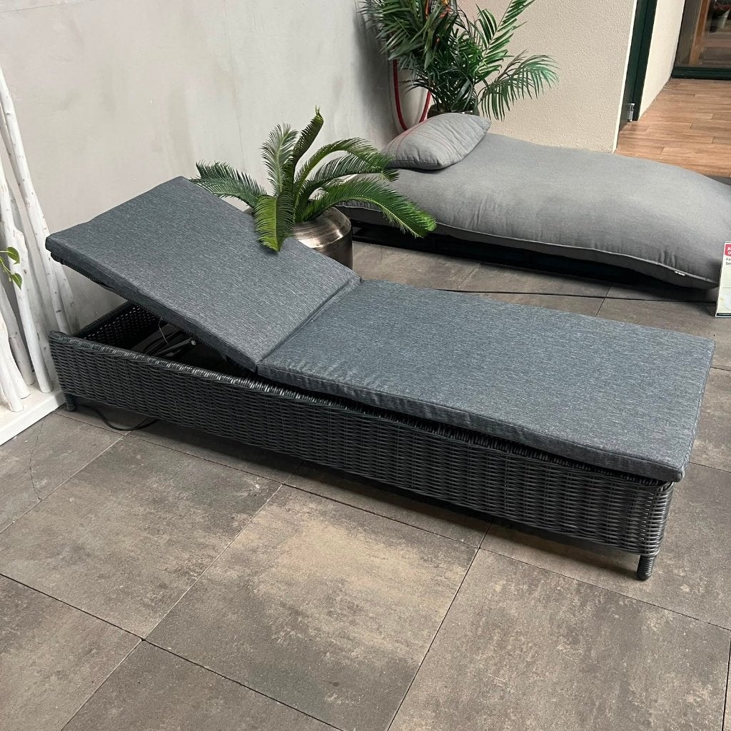 Sun Ligbed | Showroommodel, Ophalen, Gebruikt, Wicker, Verstelbaar