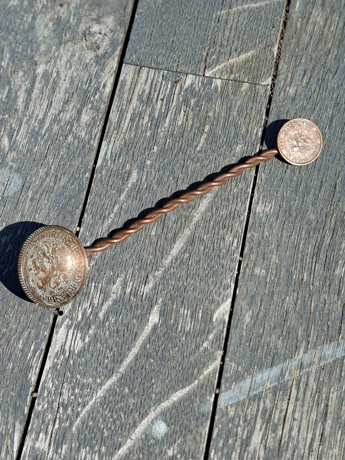 Stil verzet koperen leeuwencenten lepeltje 1941, Verzamelen, Ophalen of Verzenden, Overige soorten, Nederland