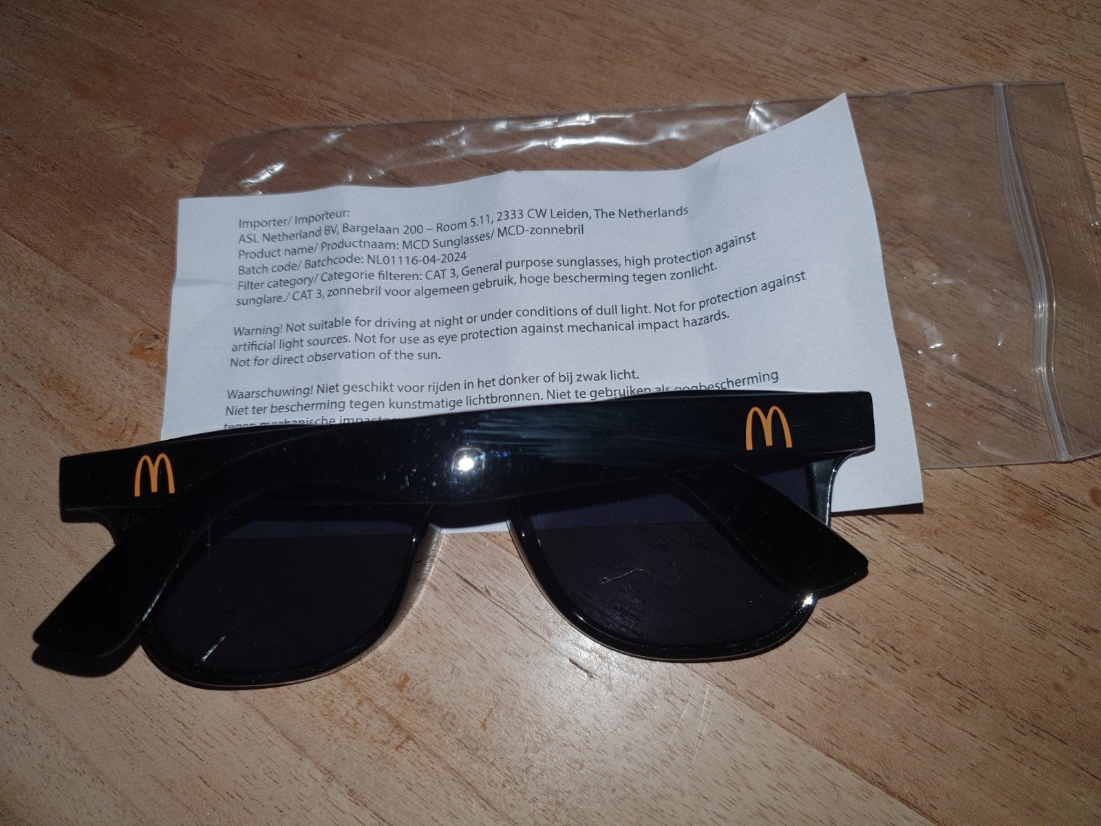 McDonald's zonnebril ( nieuw), Overige merken, Zonnebril, Zwart, Nieuw