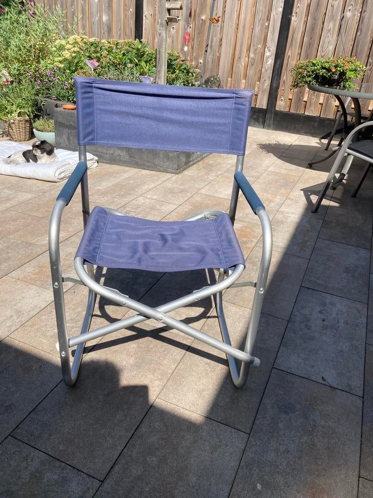 2 blauwe stoeltjes en of 1 grijze met tafeltje, Tuin en Terras, Ophalen of Verzenden, Zo goed als nieuw, Kunststof