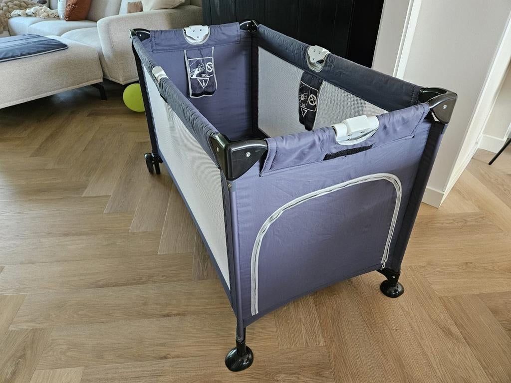 Koelstra campingbedje 60x120, Kinderen en Baby's, Babywiegjes en Ledikanten, Ophalen, Zo goed als nieuw, Reisbedje